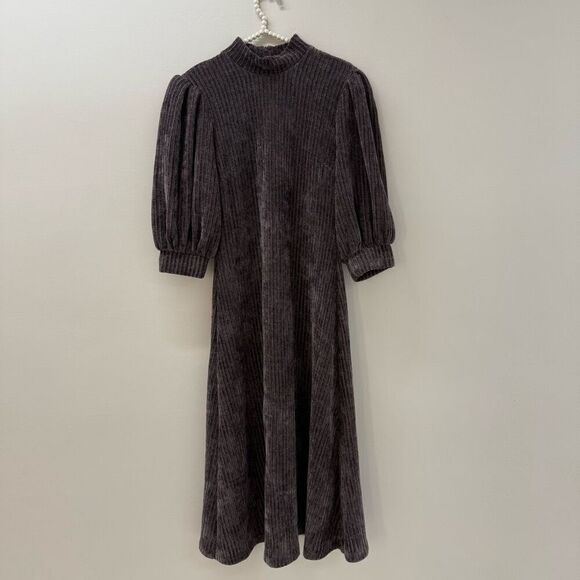 Slate & Willow Knit Midi Dress - Picture 5 of 11